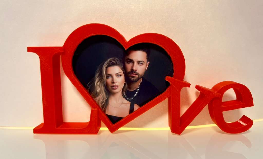 Love 3D – Personalized Photo Keepsake